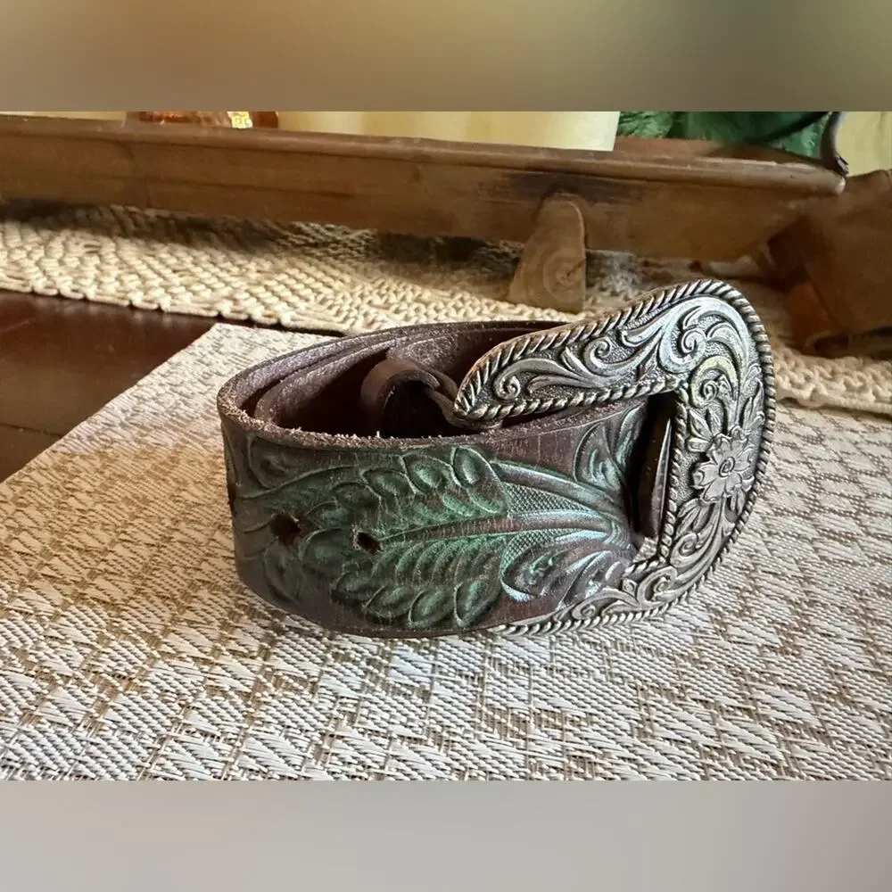 Ariat women’s western belt Sz L